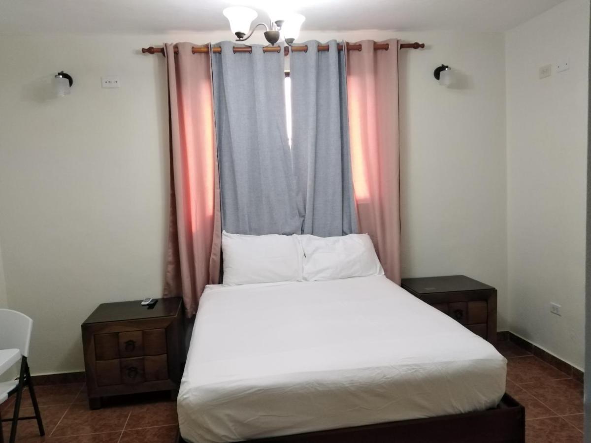 Hotel Samana Spring Exterior photo
